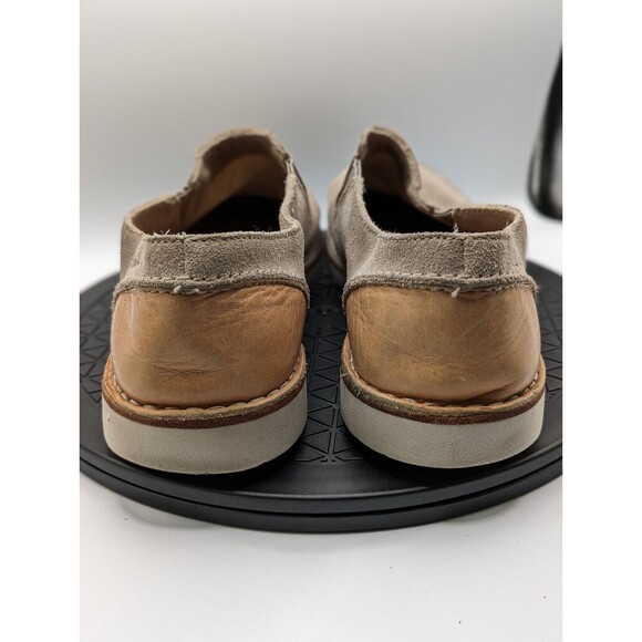 Clarks Slip On Loafers Mens 11.5 Beige Suede Leather Details Comfort Logo main image 7